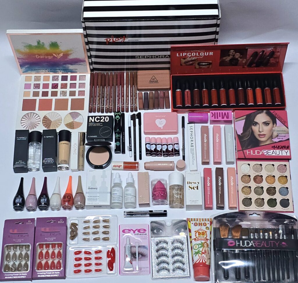 Makeup kit full set combo offer ( code 21 )